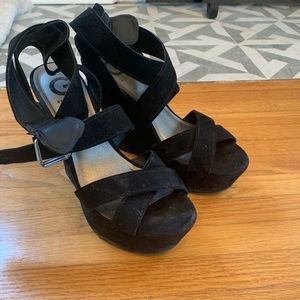 Guess Black Wedges